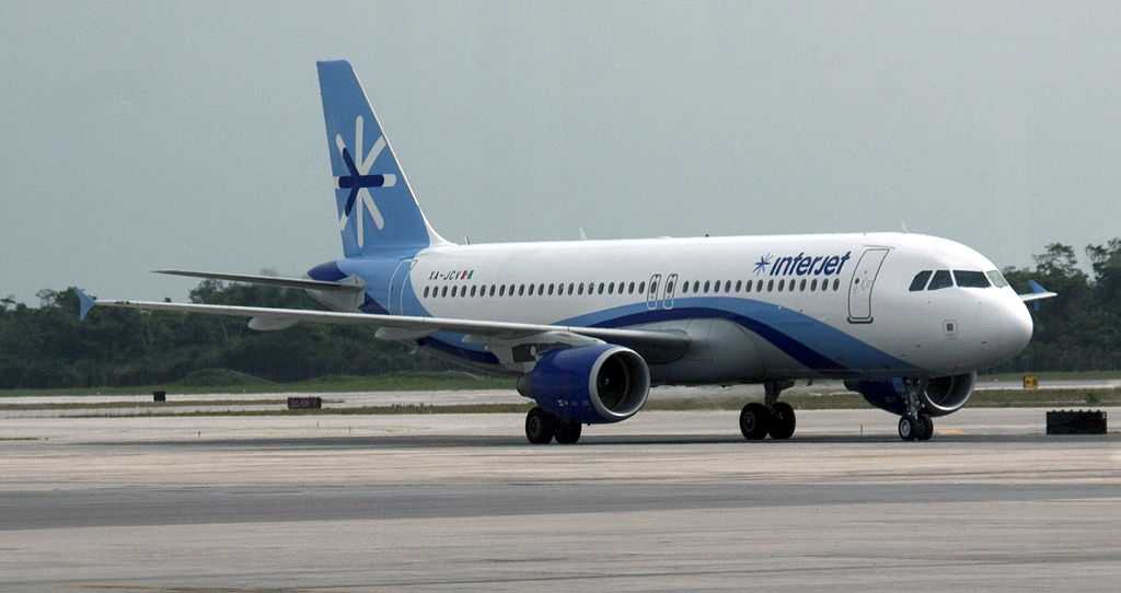 1024px-Interjet_Airbus_A320-214_XA-JCV_(4391532189)