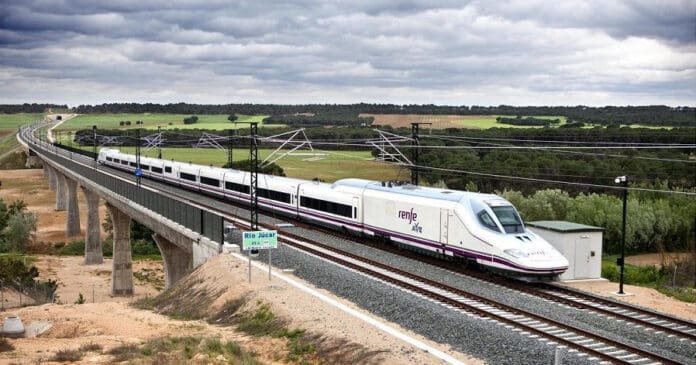 L_143614_lisboa-y-madrid-tendran-conexion-por-tren-en-2030-pero-la-alta-velocidad-no