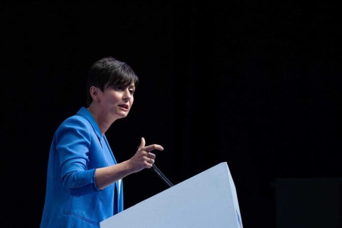 ministra-de-vvivienda