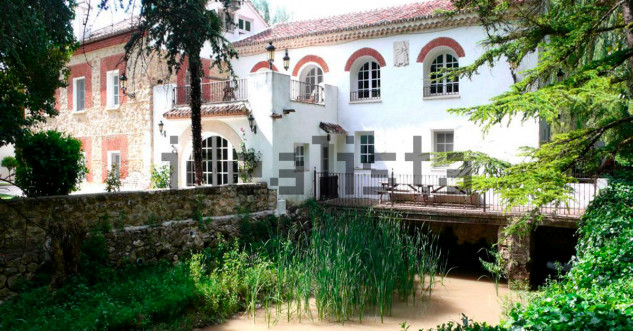 Otra vista del antiguo molino harinero convertido en vivienda